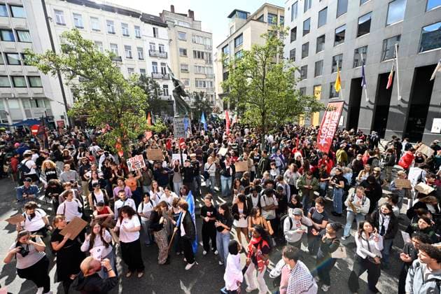 Demonstration by the Federation of Francophone Students (FEF) BRUSSELS, BELGIUM - SEPTEMBER 16 : Demonstration by the Federation of Francophone Students (FEF) against the rise in the cost of studying on September 16, 2026 in Brussels, Belgium, 16 09 2026 Brussels Belgium  Copyright: xDidierxLebrunx