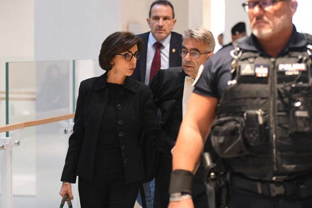Rachida Dati and Carlos Ghosn Trial - Paris Mayor of the 7th district of Paris and Former French Minister Rachida Dati pictured on the first day of corruption and influence trial in Paris, France on September 16 2026. Rachida Dati is accused of corruption and influence peddling over Ä900,000 she received in consultancy fees from a company linked to Renault-Nissan while serving as an MEP. Photo by Florian Poitout ABACAPRESS.COM Paris France  Copyright: xPoitoutxFlorian ABACAx