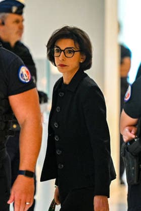 Rachida Dati, who received 900,000 euros in fees from Renault Nissan, is appearing before the Paris Criminal Court in a trial for corruption and influence peddling in Paris, France, on September 16, 2026. Six afternoons of hearings are scheduled, through September 28, to allow her to explain the 900,000-euro attorney’s fees paid by Renault-Nissan between 2010 and 2012, while she was a Member of the European Parliament. Christian Liewig Bestimage Rachida Dati, who received 900,000 euros in legal fees from Renault Nissan, is appearing before the Paris Criminal Court for a trial on charges of corruption and influence peddling in Paris, France, on September 16, 2026. Six afternoon hearings are scheduled, running through September 28, to allow  Copyright: xChristianxLiewigx xBestimagexChristianxLiewigx xBestimagex