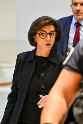 Rachida Dati, who received 900,000 euros in fees from Renault Nissan, is appearing before the Paris Criminal Court in a trial for corruption and influence peddling in Paris, France, on September 16, 2026. Six afternoons of hearings are scheduled, through September 28, to allow her to explain the 900,000-euro attorney’s fees paid by Renault-Nissan between 2010 and 2012, while she was a Member of the European Parliament. Christian Liewig Bestimage Rachida Dati, who received 900,000 euros in legal fees from Renault Nissan, is appearing before the Paris Criminal Court for a trial on charges of corruption and influence peddling in Paris, France, on September 16, 2026. Six afternoon hearings are scheduled, running through September 28, to allow  Copyright: xChristianxLiewigx xBestimagexChristianxLiewigx xBestimagex