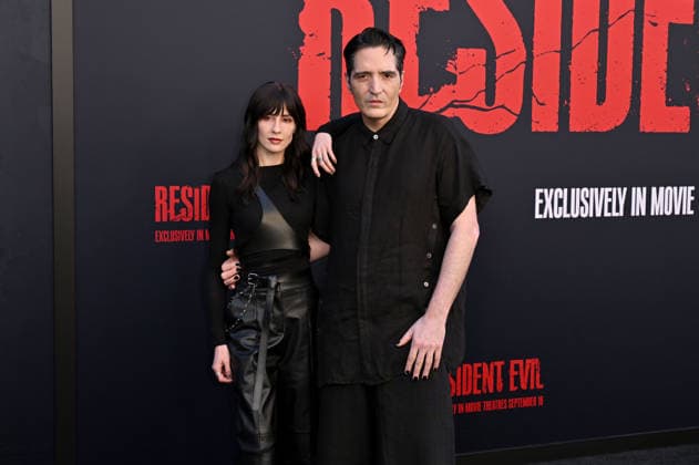 Leah Kilpatrick and David Dastmalchian at the world premiere of the movie *Resident Evil* at the United Theater on Broadway in Los Angeles, September 15, 2026 Foto:xD.xStarbuckx xFuturexImagex evil_6926