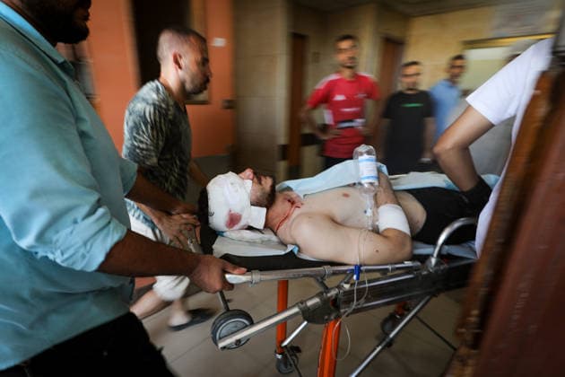 Israeli attacks continue on Gaza DEIR AL-BALAH, GAZA, PALESTINE - SEPTEMBER 16 : (EDITORS NOTE: Image depicts graphic content) An injured Palestinian child receives medical treatment at Al-Awda Hospital after an Israeli attack targeted a group of Palestinians waiting to collect water at the Bureij Refugee Camp in the central Gaza Strip, in Deir al-Balah, Gaza, Palestine on September 16, 2026. Moiz Salhi Anadolu Deir Al Balah Gaza. Editorial use only. Please get in touch for any other usage.  Copyright: x2026xAnadoluxMoizxSalhix