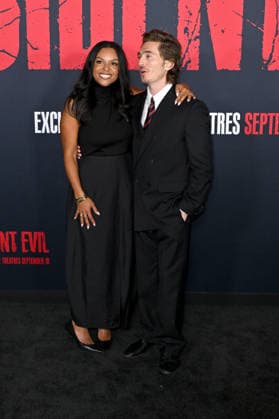 Nicole Brown and Austin Abrams at the world premiere of the movie *Resident Evil* at the United Theater on Broadway in Los Angeles, September 15, 2026 Foto:xD.xStarbuckx xFuturexImagex evil_7012