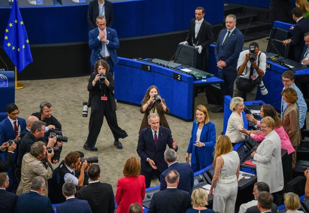 Mark Carney and Ursula von der Leyen at the European Parliament in Strasbourg STRASBOURG, FRANCE - SEPTEMBER 16: Canadian Prime Minister Mark Carney and European Parliament President Roberta Metsola walk through the hemicycle as photographers gather around them at the European Parliament in Strasbourg, France on September 16, 2026. European Commission President Ursula von der Leyen delivers her 2026 State of the Union address as Canadian Prime Minister Mark Carney attends the debate as guest of honor. Ahmet Sel Anadolu Strasbourg France. Editorial use only. Please get in touch for any other usage.  Copyright: x2026xAnadoluxAhmetxSelx