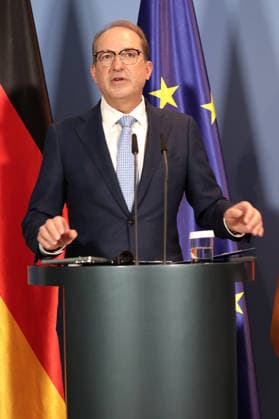 Alexander Dobrindt, Federal Minister of the Interior and for Homeland Affairs, CSU, Press Conference on the 10-Point Plan for Better Protection Against Islamist Terrorism, Berlin, September 16, 2026