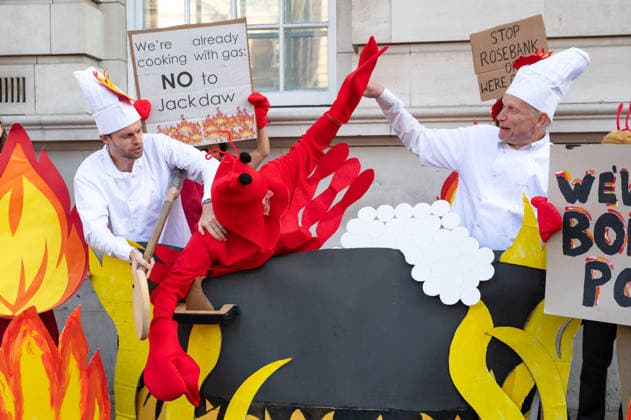 September 16, 2026, London, United Kingdom: Activists from Fossil Free London stage a protest outside the Department for Energy Security and Net Zero (DESNZ) in Whitehall. The protest feature a giant lobster inside a cooking pot surrounded by demonstrators dressed as ˜Shell chefs™. The lobster represents a planet being pushed towards dangerous levels of warming, while the ˜Shell chefs™ represent the fossil fuel industry continuing to pursue new oil and gas projects. The action comes as the Government faces pressure over new North Sea oil and gas developments, including the Rosebank and Jackdaw fields. London United Kingdom - ZUMAs197 20260916_aaa_s197_035 Copyright: xAndreaxDomeniconix