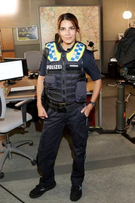 Lilli Hollunder at the photo shoot for the 500th episode of the ZDF TV series *Notruf Hafenkante: Dreckiger Deal* on the original set of PK 21 at Studio Hamburg, Hamburg, September 16, 2026 Foto:xgbrcix xFuturexImagex hafenkante_6909