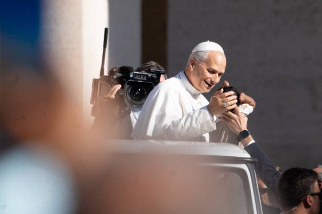 Pope Leo XIV Attends Weekly General Audience - Vatican City Pope Leo XIV attends the weekly general audience at St Peter s Square in Vatican City on September 16, 2026. Photo by Andrea Bracaglia ABACAPRESS.COM Vatican City Vatican City  Copyright: xBracagliaxAndrea ABACAx