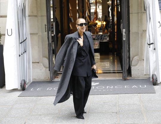 Céline Dion was cheered by her fans as she left the Royal Monceau Hotel in Paris, before heading to the Plenitude Arena at Paris La Défense for her second concert date, September 16, 2026 Marc Ausset Lacroix Bestimage Céline Dion is cheered by fans as she leaves the Royal Monceau Hotel in Paris, before heading to the Plenitude Arena in Paris La Défense for her second concert date on September 16, 2026 Copyright: xMarcxAussetxLacroixx xBestimagexMarcxAussetxLacroixx xBestimagex