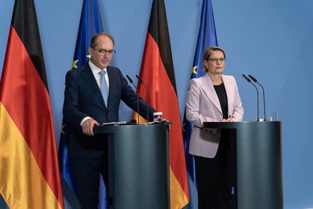 Berlin, Cabinet Meeting in Berlin, Press Conference, Chancellery, Alexander Dobrindt, Federal Minister of the Interior, Stefanie Hubig, Federal Minister of Justice and Consumer Protection, Berlin, Berlin, GER