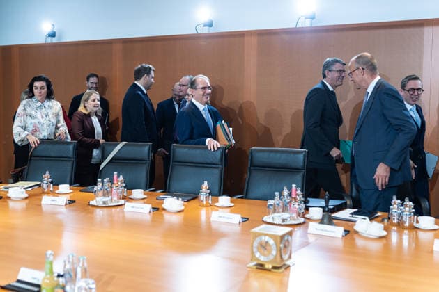 Berlin, Cabinet Meeting Berlin, Cabinet Meeting, Federal Government, Federal Chancellor, Friedrich Merz, Alexander Dobrindt, Federal Minister of the Interior Berlin Berlin GER