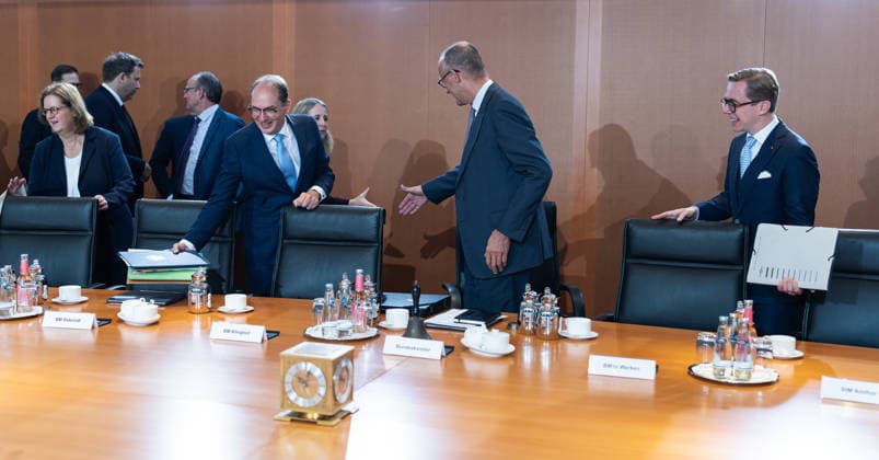 Berlin, Cabinet Meeting Berlin, Cabinet Meeting, Federal Government, Federal Chancellor, Friedrich Merz, Alexander Dobrindt, Federal Minister of the Interior Berlin Berlin GER