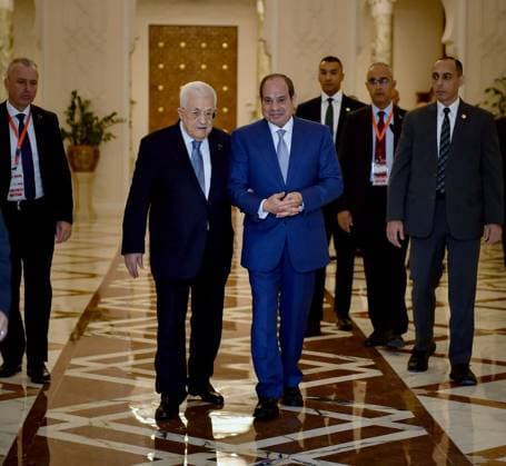 Egyptian President al-Sisi Meets Palestinian President Mahmoud Abbas in Cairo Egyptian President Abdel Fatah al-Sisi meets Palestinian President Mahmoud Abbas in Cairo, Egypt, on September 16, 2026. The two leaders discussed the latest developments concerning the Palestinian cause and regional issues. Photo by Egyptian President Office apaimages Cairo Cairo Egypt 160926_Egypt_EPO_00(2) Copyright: xapaimagesxEgyptianxPresidentxOfficex xapaimagesx