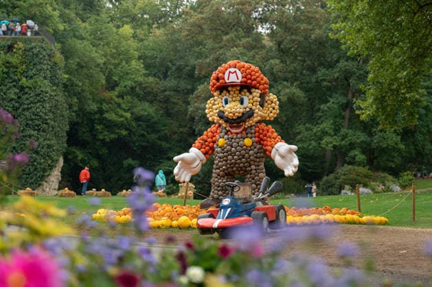A sculpture of Mario made from pumpkins is on display during the pumpkin exhibition at Blühendes Barock in Ludwigsburg, Ludwigsburg, Baden-Württemberg, Germany