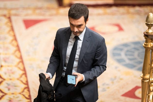 The Government Once Again Faces Questions from Congress Regarding the Crisis in Ceuta Pablo Bustinduy, Minister of Social Rights, Consumer Affairs, and the 2030 Agenda, during a plenary session in the Congress of Deputies on September 16, 2026, in Madrid, Spain. The migration crisis that Ceuta has been experiencing since last July is once again the focus of the opposition’s questions to the government during the question period, with inquiries such as what the plans are for the autonomous city and whether the government believes that Spain’s international image has been tarnished by the irregular entry of migrants. September 16 SEPTEMBER 2026 Diego Radamé Madrid, Spain  Copyright: xDiegoxRadamÃ sx 7779477