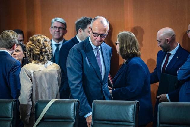 Federal Cabinet Meeting ** FOR EDITORIAL USE ONLY ** EDITORIAL USE ONLY ** p Federal Chancellor Friedrich Merz (CDU) arrives at the Federal Cabinet meeting at the Chancellery, photographed on September 16, 2026, in Berlin, Berlin, Berlin, Berlin. Copyright MaurizioxGambarini Copyright: MaurizioxGambarini doc87mo4wgkuc77e1yapor ,EDITORIAL USE ONLY Copyright: MaurizioxGambarini