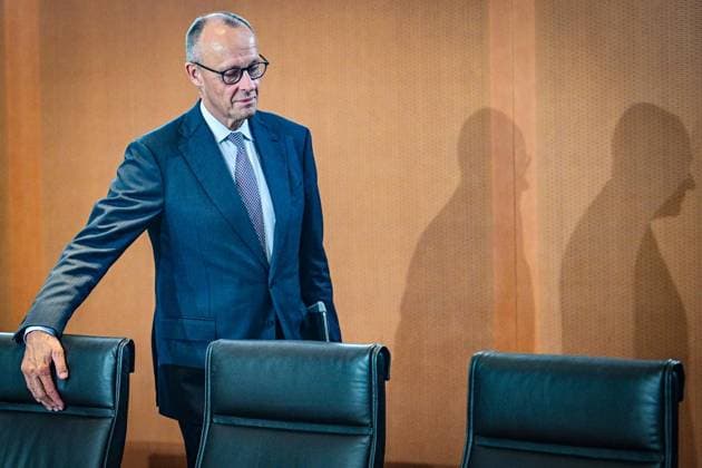 Federal Cabinet Meeting ** FOR EDITORIAL USE ONLY ** EDITORIAL USE ONLY ** p Federal Chancellor Friedrich Merz (CDU) arrives at the Federal Cabinet meeting at the Chancellery, photographed on September 16, 2026, in Berlin, Berlin, Berlin, Berlin. Copyright MaurizioxGambarini Copyright: MaurizioxGambarini doc87mo4wnnreeiriu7qh7 ,EDITORIAL USE ONLY Copyright: MaurizioxGambarini