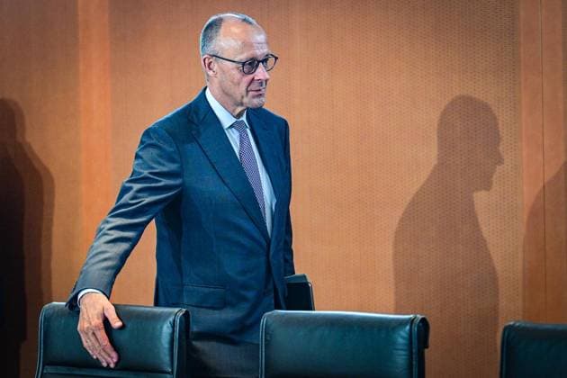 Federal Cabinet Meeting ** FOR EDITORIAL USE ONLY ** EDITORIAL USE ONLY ** p Federal Chancellor Friedrich Merz (CDU) arrives at the Federal Cabinet meeting at the Chancellery, photographed on September 16, 2026, in Berlin, Berlin, Berlin, Berlin. Copyright MaurizioxGambarini Copyright: MaurizioxGambarini doc87mo6qf2omxaftrfaji ,EDITORIAL USE ONLY Copyright: MaurizioxGambarini