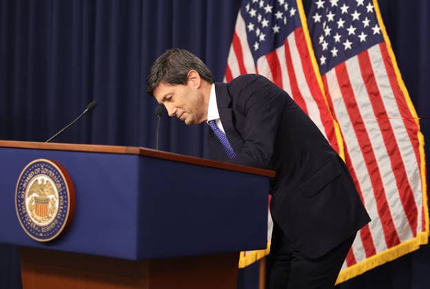 September 16, 2026, Washington, District Of Columbia, USA: US Federal Reserve Chair Kevin Warsh enters a news conference at the William McChesney Martin Jr. Federal Reserve Board Building in Washington, DC, USA on September 16, 2026. The US Federal Reserve on Wednesday raised interest rates in the world s largest economy by 25 basis points to tackle stubbornly high inflation, a move sure to anger President Donald Trump, who has demanded lower rates. Washington USA - ZUMAs337 20260916_znp_s337_014 Copyright: xGentxShkullakux