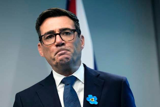 September 16, 2026, Liverpool, United Kingdom: British Prime Minister Andy Burnham listens as he meets with Prime Minister Mark Carney, not shown, at Hill Dickinson Stadium in Liverpool, England, on Wednesday, Sept. 16, 2026. Liverpool United Kingdom  - ZUMAc35_ 20260916_zaf_c35_104 Copyright: xJustinxTangx