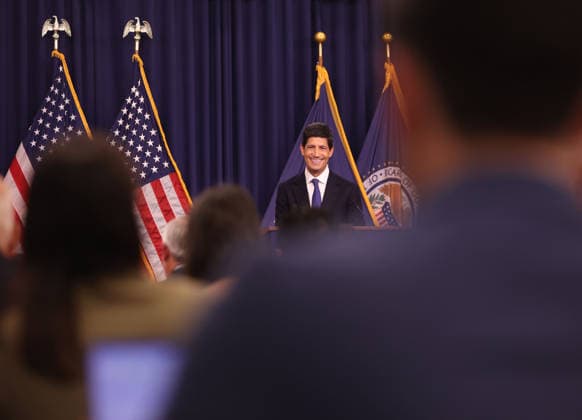 September 16, 2026, Washington, District Of Columbia, USA: US Federal Reserve Chair Kevin Warsh speaks during a news conference at the William. Washington USA  - ZUMAs337 20260916_znp_s337_023 Copyright: xGentxShkullakux