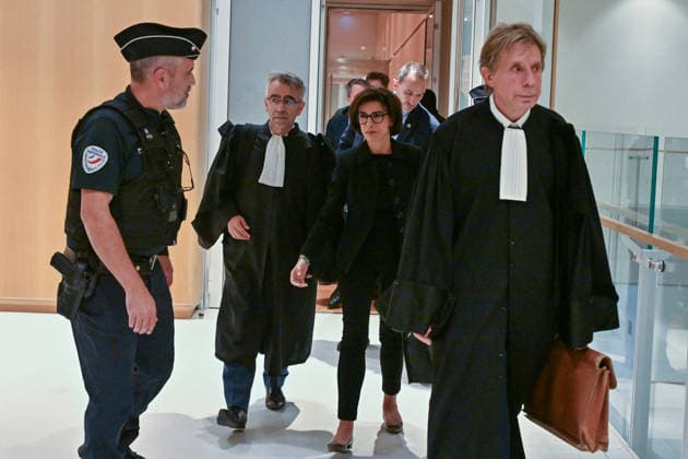 Rachida Dati, who received 900,000 euros in fees from Renault Nissan, appeared before the Paris Criminal Court in a trial for corruption and influence peddling in Paris, France, on September 16, 2026. Six afternoons of hearings are scheduled, through September 28, to allow her to explain the 900,000-euro legal fees paid by Renault Nissan between 2010 and 2012, while she was a Member of the European Parliament. Christian Liewig Bestimage Rachida Dati, who received 900,000 euros in fees from Renault Nissan, is appearing before the Paris Criminal Court for a trial on charges of corruption and influence peddling in Paris, France, on September 16, 2026. Six afternoon hearings are scheduled, running through September 28, to allow her to explain  Copyright: xChristianxLiewigx xBestimagexChristianxLiewigx xBestimagex