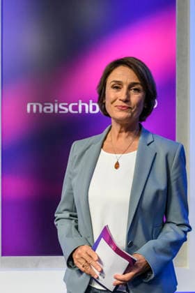 Pictured, from left: Sandra Maischberger, GER, Berlin, studio, guest on *Maischberger*, political talk show, TV, program, with host Sandra Maischberger, *Das Erste*, from Adlershof, Am Studio 20, September 16, 2026, Copyright: HMBxMedia UwexKoch
