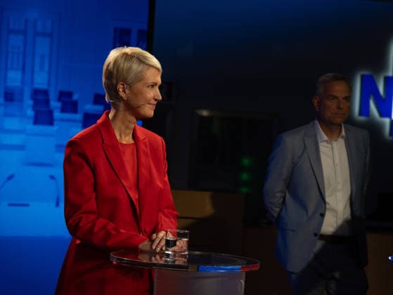 Mecklenburg-Vorpommern state election campaign continues in Germany SCHWERIN, GERMANY - SEPTEMBER 16: Mecklenburg-Vorpommern Minister-President Manuela Schwesig of the Social Democratic Party (SPD) and Leif-Erik Holm of the Alternative for Germany (AfD) pose ahead of a televised election debate hosted by NDR in Schwerin, Germany, on September 16, 2026, ahead of the state election on September 20. Somaya Abdelrahman Anadolu Schwerin Germany. Editorial use only. Please get in touch for any other usage.  Copyright: x2026xAnadoluxSomayaxAbdelrahmanx