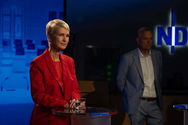 Mecklenburg-Vorpommern state election campaign continues in Germany SCHWERIN, GERMANY - SEPTEMBER 16: Mecklenburg-Vorpommern Minister-President Manuela Schwesig of the Social Democratic Party (SPD) and Leif-Erik Holm of the Alternative for Germany (AfD) pose ahead of a televised election debate hosted by NDR in Schwerin, Germany, on September 16, 2026, ahead of the state election on September 20. Somaya Abdelrahman Anadolu Schwerin Germany. Editorial use only. Please get in touch for any other usage.  Copyright: x2026xAnadoluxSomayaxAbdelrahmanx