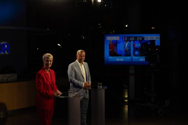 Mecklenburg-Vorpommern state election campaign continues in Germany SCHWERIN, GERMANY - SEPTEMBER 16: Mecklenburg-Vorpommern Minister-President Manuela Schwesig of the Social Democratic Party (SPD) and Leif-Erik Holm of the Alternative for Germany (AfD) pose ahead of a televised election debate hosted by NDR in Schwerin, Germany, on September 16, 2026, ahead of the state election on September 20. Somaya Abdelrahman Anadolu Schwerin Germany. Editorial use only. Please get in touch for any other usage.  Copyright: x2026xAnadoluxSomayaxAbdelrahmanx