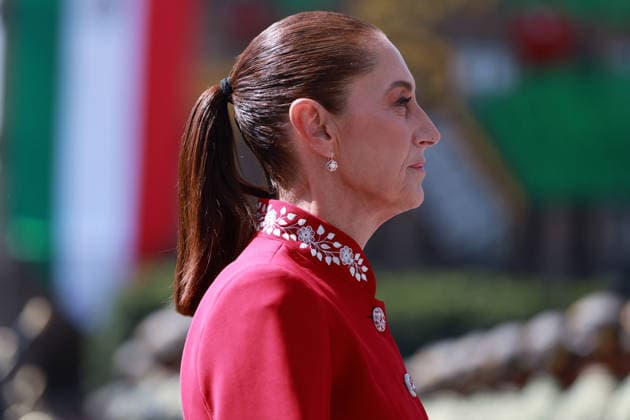 Military Parade Held to Mark Mexico s Independence in Mexico City MEXICO CITY, MEXICO - SEPTEMBER 16: Mexican President Claudia Sheinbaum reviews the troops ahead of a military parade marking the 216th anniversary of Mexico s Independence, at the Zocalo square, in Mexico City, Mexico on September 16, 2026. Daniel Cardenas Anadolu Mexico City Mexico. Editorial use only. Please get in touch for any other usage.  Copyright: x2026xAnadoluxDanielxCardenasx