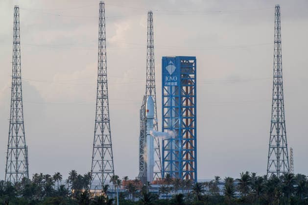 WENCHANG, CHINA - SEPTEMBER 17: The Long March 12 Y9 carrier rocket stands ready at the Shangfa No. 2 launch pad on September 17, 2026 in Wenchang, Hainan Province of China.  Copyright: xVCGx 111667406751