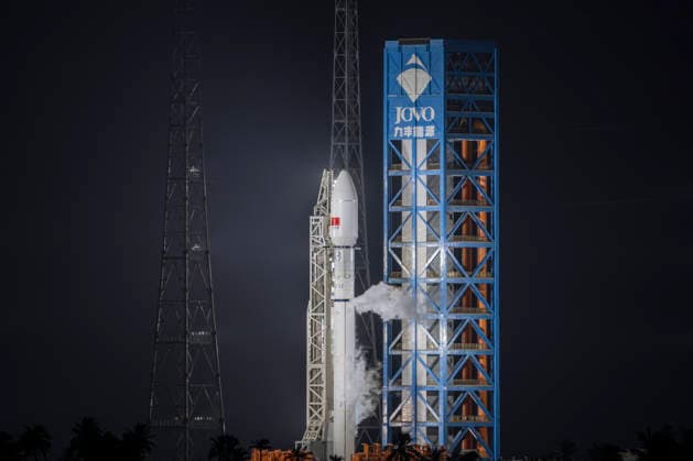 WENCHANG, CHINA - SEPTEMBER 17: The Long March 12 Y9 carrier rocket stands by at the Shangfa No. 2 launch pad of the commercial aerospace launch site on September 17, 2026 in Wenchang, Hainan Province of China.  Copyright: xVCGx 111667406744