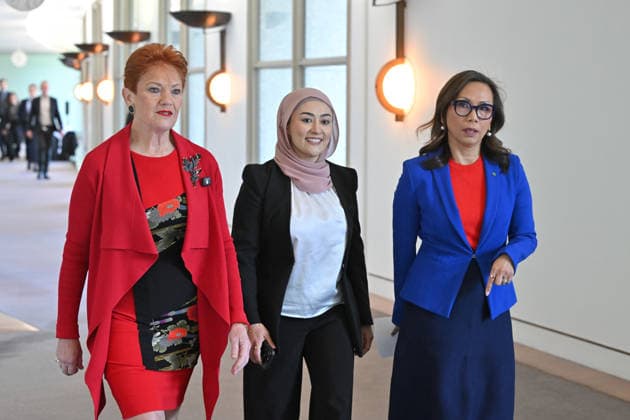 PAULINE HANSON PRESSER, One Nation Leader Pauline Hanson, Independent Senator Fatima Payman and Independent member for Fowler Dai Le arrive at a press conference at Parliament House in Canberra, Thursday, September 17, 2026. ( NO ARCHIVING CANBERRA AUSTRALIAN CAPITAL TERRITORY Australia  Copyright: xMICKxTSIKASx 20260917118311985146