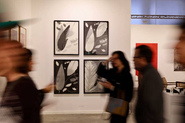 (260917) -- RIO DE JANEIRO, Sept. 17, 2026 -- People visit the ArtRio 2026 in Rio de Janeiro, Brazil, Sept. 16, 2026. The five-day fair kicked off here on Wednesday, showcasing contemporary artworks such as paintings, sculptures and art installations from around the world. ) BRAZIL-RIO DE JANEIRO-ART FAIR-OPENING JinxHaoyuan 