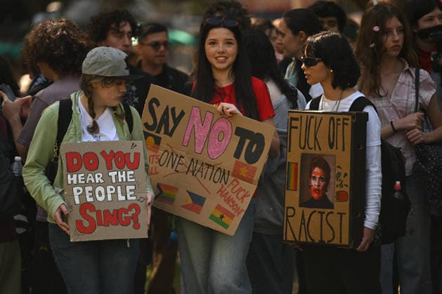 STUDENTS PROTEST HANSON, NSW school students gather for a Students Say No To Hanson nationwide rally at Sydney Town Hall in Sydney, Thursday, September 17, 2026. ( NO ARCHIVING SYDNEY NEW SOUTH WALES Australia  Copyright: xDEANxLEWINSx 20260917188665302570