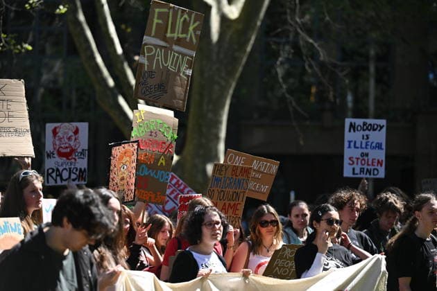 STUDENTS PROTEST HANSON, NSW school students gather for a Students Say No To Hanson nationwide rally at Sydney Town Hall in Sydney, Thursday, September 17, 2026. ( NO ARCHIVING SYDNEY NEW SOUTH WALES Australia  Copyright: xDEANxLEWINSx 20260917180820654959