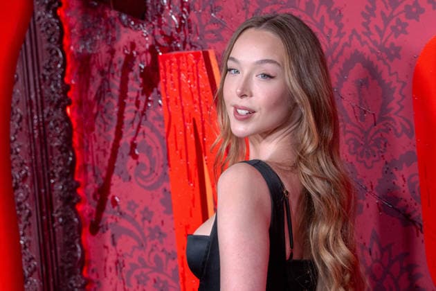 NEW YORK, NY - SEPTEMBER 16: Ella Beatty at Netflix s Monster: The Lizzie Borden Story New York premiere on September 16, 2026 in New York City. Credit: AdMedia New York City USA  - ZUMAa123 20260916_zaa_a123_135 Copyright: xCamaraxPorterx