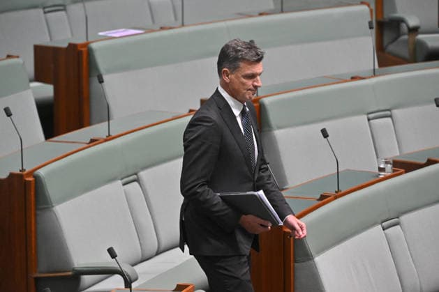 QUESTION TIME, Leader of the Opposition Angus Taylor before Question Time in the House of Representatives at Parliament House in Canberra, Thursday, September 17, 2026. ( NO ARCHIVING CANBERRA AUSTRALIAN CAPITAL TERRITORY Australia  Copyright: xMICKxTSIKASx 20260917163787130781
