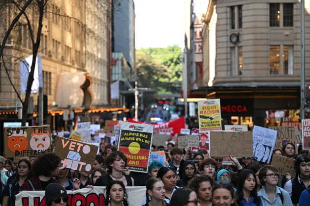 STUDENTS PROTEST HANSON, NSW school students gather for a Students Say No To Hanson nationwide rally at Sydney Town Hall in Sydney, Thursday, September 17, 2026. ( NO ARCHIVING SYDNEY NEW SOUTH WALES Australia  Copyright: xDEANxLEWINSx 20260917168581988370