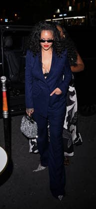 Rihanna arrives at the Cesar Paris restaurant after Céline Dion’s concert on September 16, 2026. Gedeon Taieb, Bestimage. Rihanna arrives at the Cesar Paris restaurant after Céline Dion’s concert on September 16, 2026. Paris, France  Copyright: xGedeonxTaiebx xBestimagexGedeonxTaiebx xBestimagex