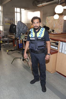 NOTRUF HAFENKANTE Anniversary: Zejhun Demirov, launch of the 20th anniversary season and the 500th episode of NOTRUF HAFENKANTE, photo op on the original set of PK 21 at Studio Hamburg, Hamburg, September 16, 2026 Copyright: xEventpressxBecherx