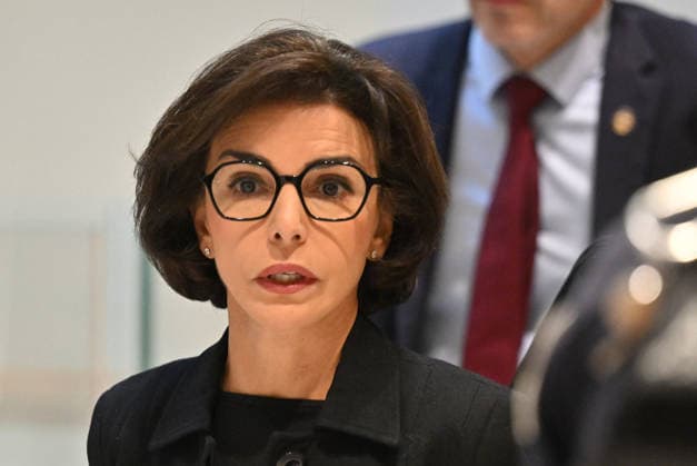 Rachida Dati, who received 900,000 euros in fees from Renault Nissan, appeared before the Paris Criminal Court in a trial for corruption and influence peddling in Paris, France, on September 16, 2026. Six afternoons of hearings are scheduled through September 28 to allow her to explain the 900,000-euro legal fees paid by Renault-Nissan between 2010 and 2012, while she was a Member of the European Parliament. Christian Liewig Bestimage Rachida Dati, who received Ä900,000 in fees from Renault Nissan, is appearing before the Paris Criminal Court for a trial on charges of corruption and influence peddling in Paris, France, on September 16, 2026. Six afternoon hearings are scheduled, running through September 28, to allow her to explain the 900  Copyright: xChristianxLiewigx xBestimagexChristianxLiewigx xBestimagex