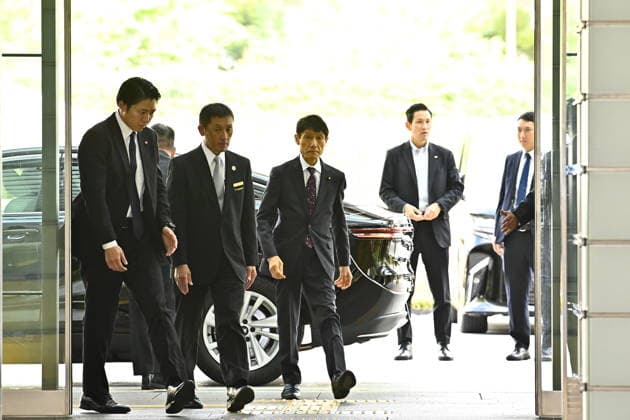 Japan’s ruling LDP reshuffles leadership ahead of Cabinet reshuffle TOKYO, JAPAN - SEPTEMBER 17 : Liberal Democratic Party House of Councillors lawmaker Toshiharu Furukawa (C) arrives at the Prime Minister’s Office ahead of the announcement of Prime Minister Sanae Takaichi’s reshuffled Cabinet in Tokyo, Japan, September 17, 2026. Furukawa, a physician and lawyer with expertise in health, legal and social security policy, is reportedly under consideration for his first Cabinet appointment. David Mareuil Anadolu Tokyo Japan. Editorial use only. Please get in touch for any other usage.  Copyright: x2026xAnadoluxDavidxMareuilx
