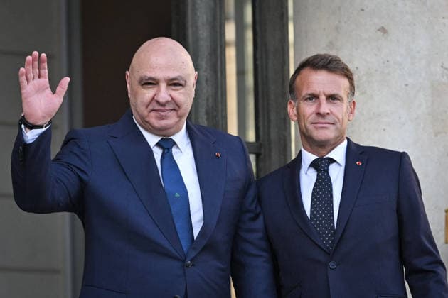 Emmanuel Macron welcomes Joseph Aoun at the Elysee FA French President Emmanuel Macron welcomes President of the Lebanese Republic Joseph Aoun at the Elysee Palace in Paris on September 17, 2026. Photo by Firas Abdullah ABACAPRESS.COM Paris Ile-de-France France  Copyright: xAbdullahxFiras ABACAx