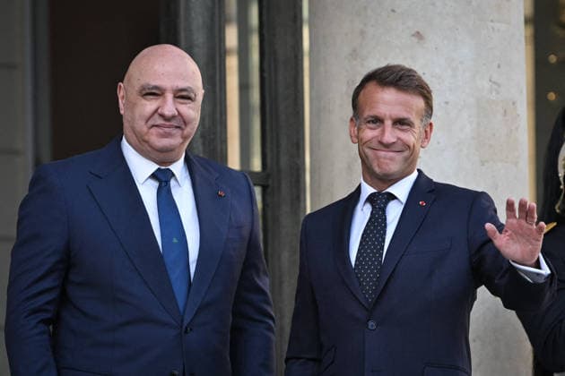 Emmanuel Macron welcomes Joseph Aoun at the Elysee FA French President Emmanuel Macron welcomes President of the Lebanese Republic Joseph Aoun at the Elysee Palace in Paris on September 17, 2026. Photo by Firas Abdullah ABACAPRESS.COM Paris Ile-de-France France  Copyright: xAbdullahxFiras ABACAx