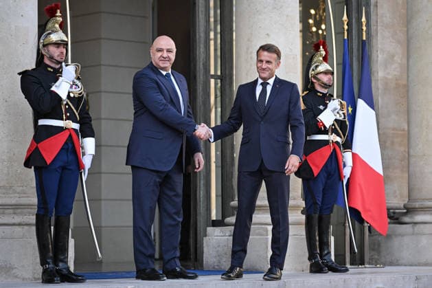Emmanuel Macron welcomes Joseph Aoun at the Elysee FA French President Emmanuel Macron welcomes President of the Lebanese Republic Joseph Aoun at the Elysee Palace in Paris on September 17, 2026. Photo by Firas Abdullah ABACAPRESS.COM Paris Ile-de-France France  Copyright: xAbdullahxFiras ABACAx