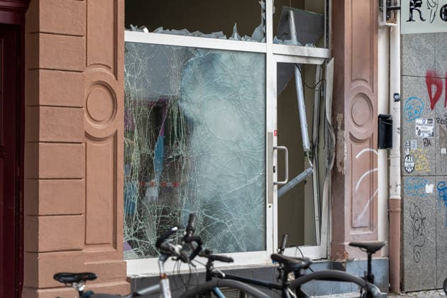 Two Explosions Rock Frankfurt; Stores Severely Damaged; Series