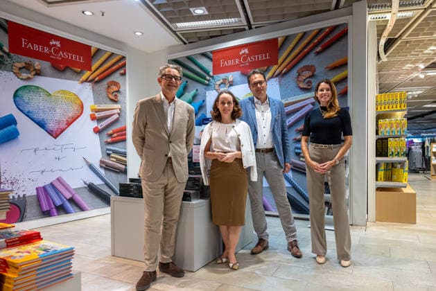 Faber-Castell Opens Pop-Up Store at the Wöhrl Outlet in the Former Kaufhof, Nuremberg, September 17, 2026 Faber-Castell opened a pop-up store at the Wöhrl Outlet in the former Kaufhof. Present at the opening were (from left to right) Thomas Weckerlein, CEO of Rudolf Wöhrl SE; Dr. Andre 20260917-286A8561-M4000