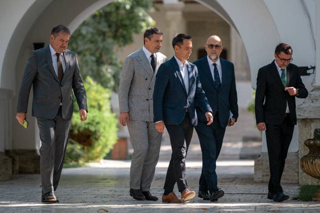 President of Romania Nicusor Dan invites political parties at Cotroceni Palace BUCHAREST, ROMANIA - SEPTEMBER 17: Deputy Prime Minister of Romania Barna Tanczos and Deputy Prime Minister of Romania Hunor Kelemen are seen as Romanian President Nicusor Dan invites members of the UDMR party, led by the UDMR president Kelemen Hunor to consultations regarding the appointment of the Prime Minister of Romania, at Cotroceni Palace, Bucharest, Romania on September 17, 2026. Alex Nicodim Anadolu Bucharest Romania. Editorial use only. Please get in touch for any other usage.  Copyright: x2026xAnadoluxAlexxNicodimx